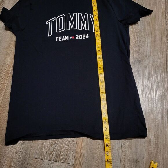 Tommy Hilfiger Regular Fit Tommy Team 2024 Graphic Shirt Mens Size Large - Picture 5 of 6